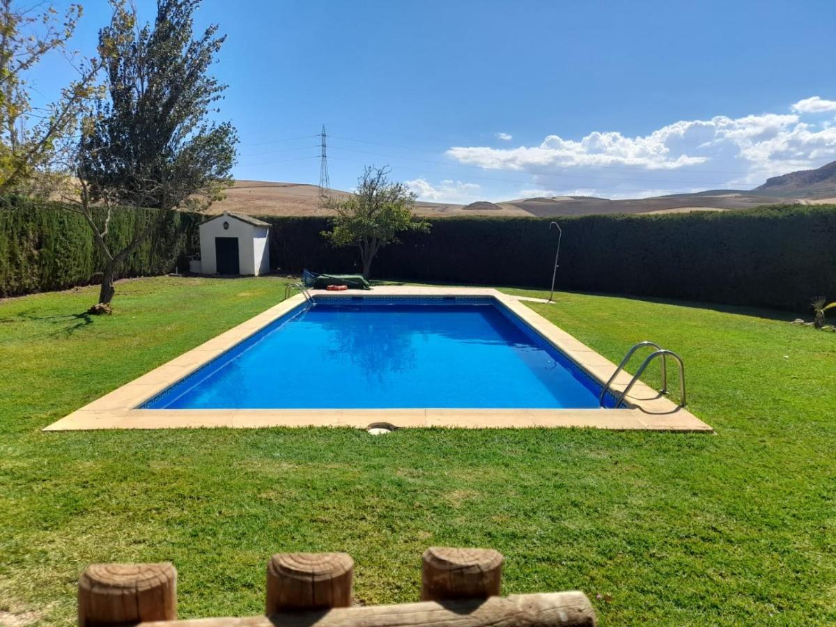 فيلا Complejo Cortijo Rural El Puntal Teba المظهر الخارجي الصورة